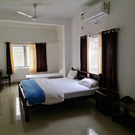 Hotel Blue Rays Bainduru Exterior photo