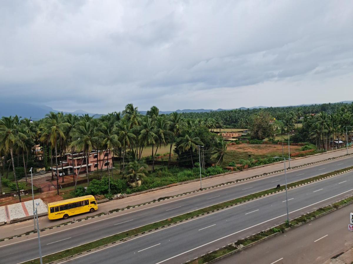 Hotel Blue Rays Bainduru Exterior photo