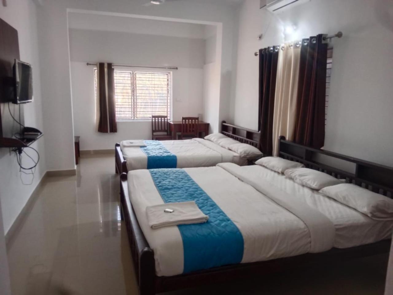 Hotel Blue Rays Bainduru Exterior photo